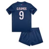 Maglie da calcio Paris Saint-Germain Goncalo Ramos #9 Prima Maglia Bambino 2024-25 Manica Corta (+ Pantaloni corti)